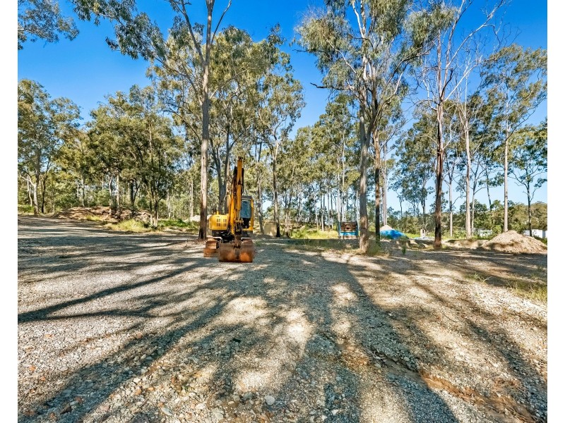 109 Sandy Creek Road, Yatala QLD 4207