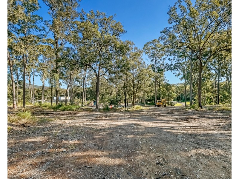 109 Sandy Creek Road, Yatala QLD 4207