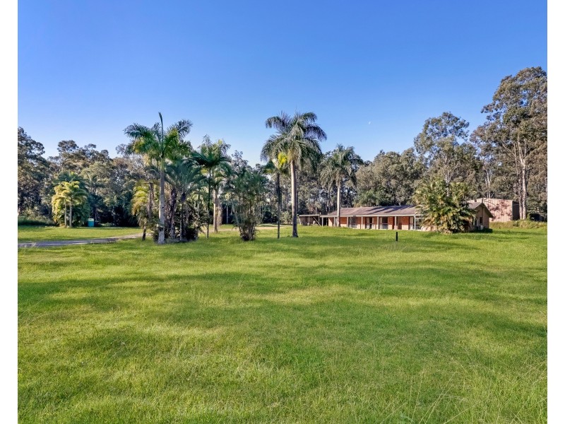 109 Sandy Creek Road, Yatala QLD 4207