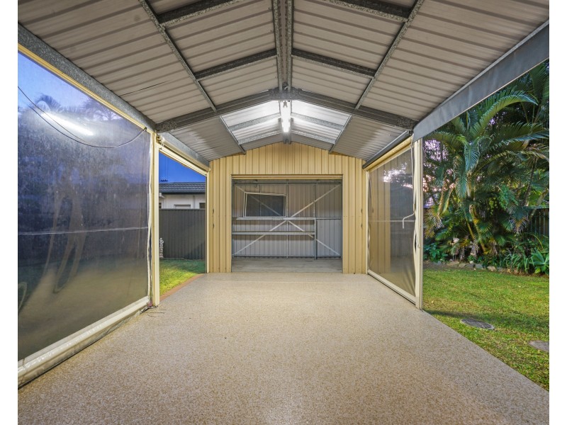 2 Clear River Boulevard, Ashmore QLD 4214