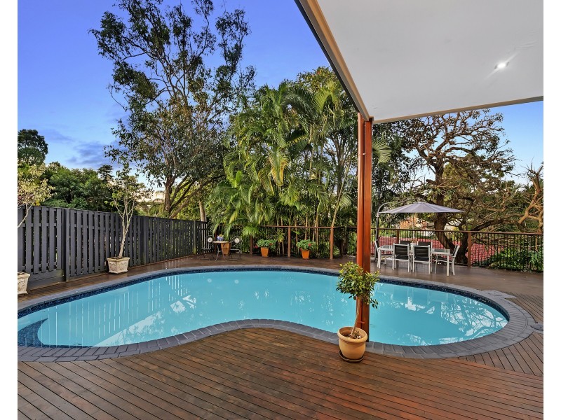 17 Kallaroo Cres, Ashmore QLD 4214