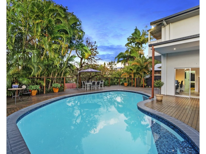 17 Kallaroo Cres, Ashmore QLD 4214