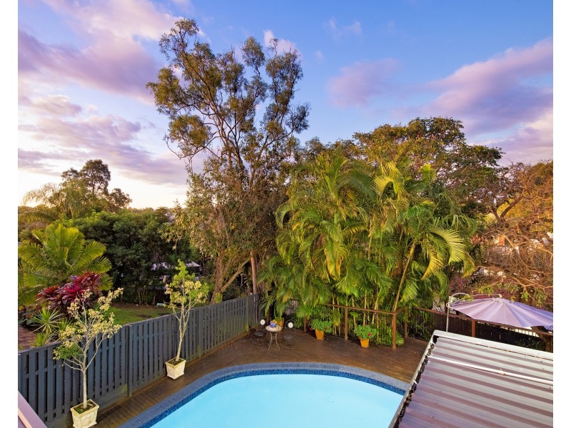 17 Kallaroo Cres, Ashmore QLD 4214
