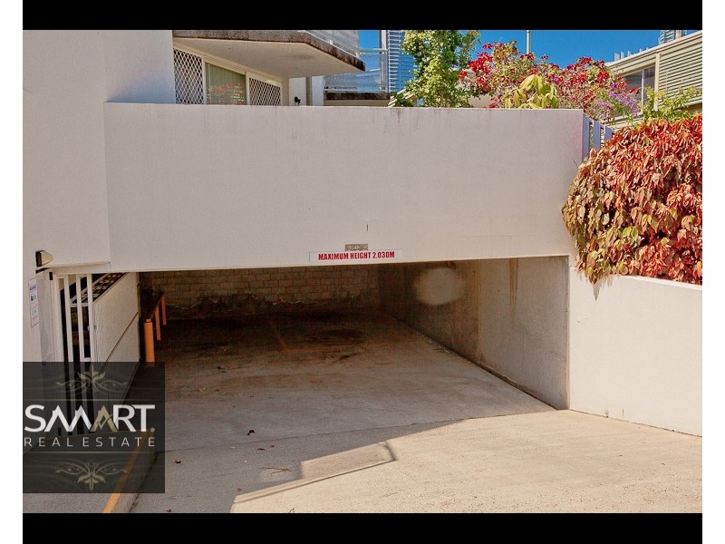 5/15 Weemala Street, Chevron Island QLD 4217