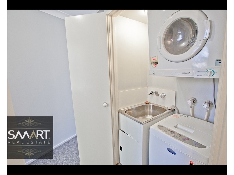 5/15 Weemala Street, Chevron Island QLD 4217