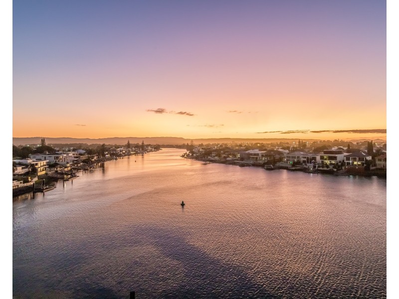 503/15-17 Cannes Avenue, Surfers Paradise QLD 4217