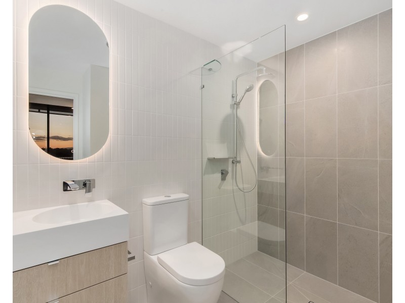 503/15-17 Cannes Avenue, Surfers Paradise QLD 4217