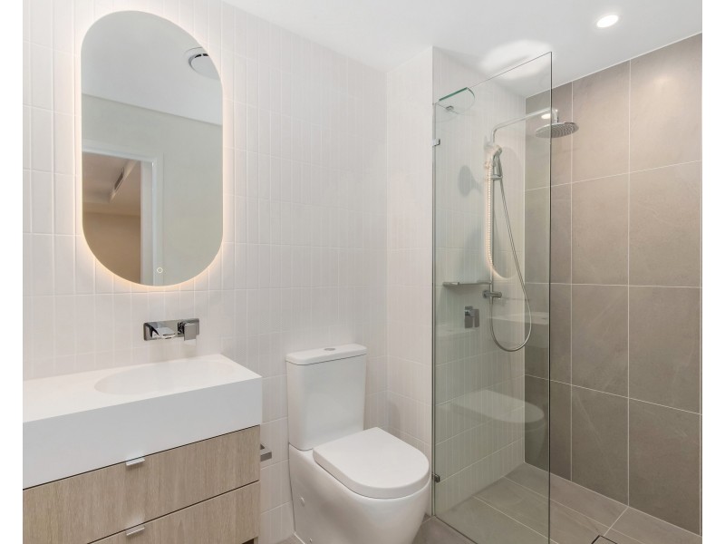 503/15-17 Cannes Avenue, Surfers Paradise QLD 4217