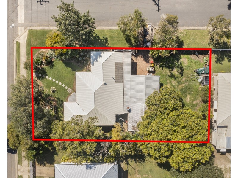 113 Main Street, Park Avenue QLD 4701
