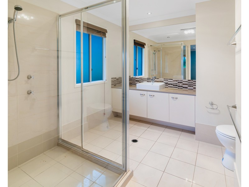 1 Cabriolet Court, Upper Coomera QLD 4209