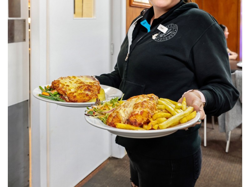 17 Lawton Street, Wandoan QLD 4419