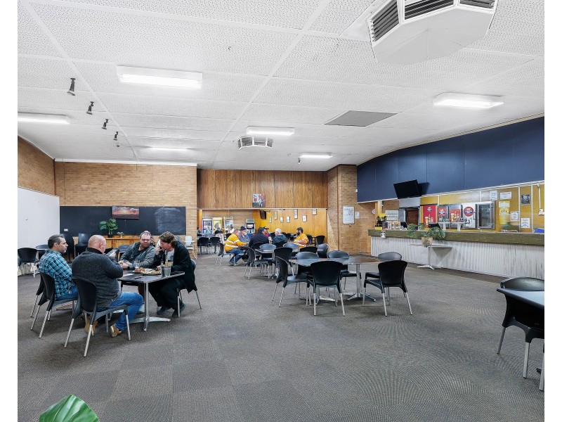 17 Lawton Street, Wandoan QLD 4419