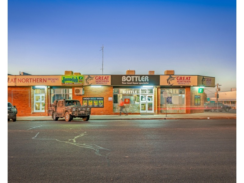 17 Lawton Street, Wandoan QLD 4419