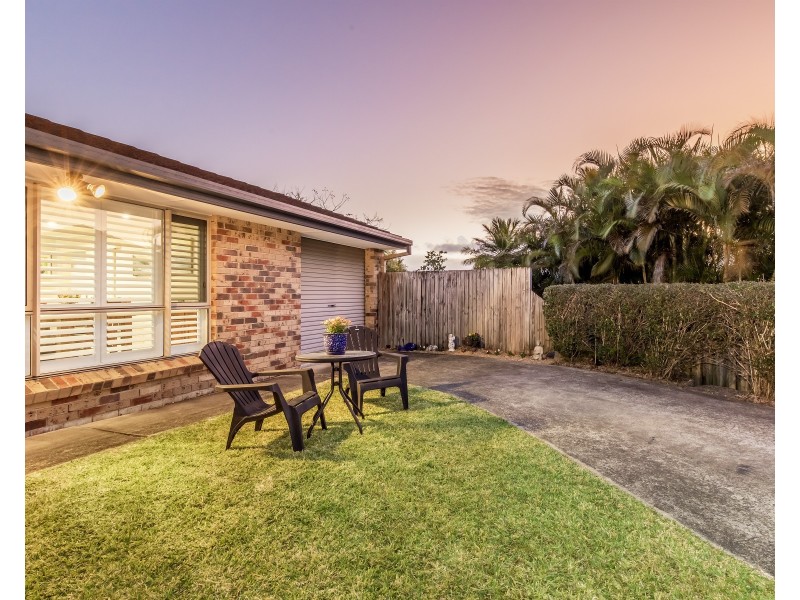 6 Daphne Court, Elanora QLD 4221