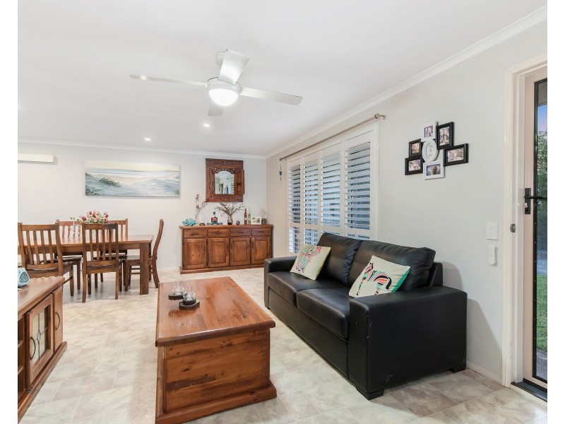 6 Daphne Court, Elanora QLD 4221