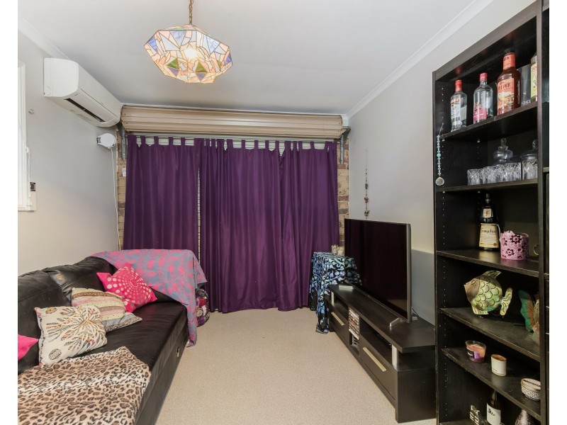 6 Daphne Court, Elanora QLD 4221