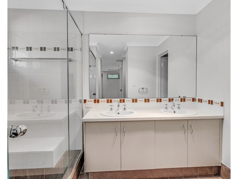 4 Salvia Link, Glen Iris WA 6230