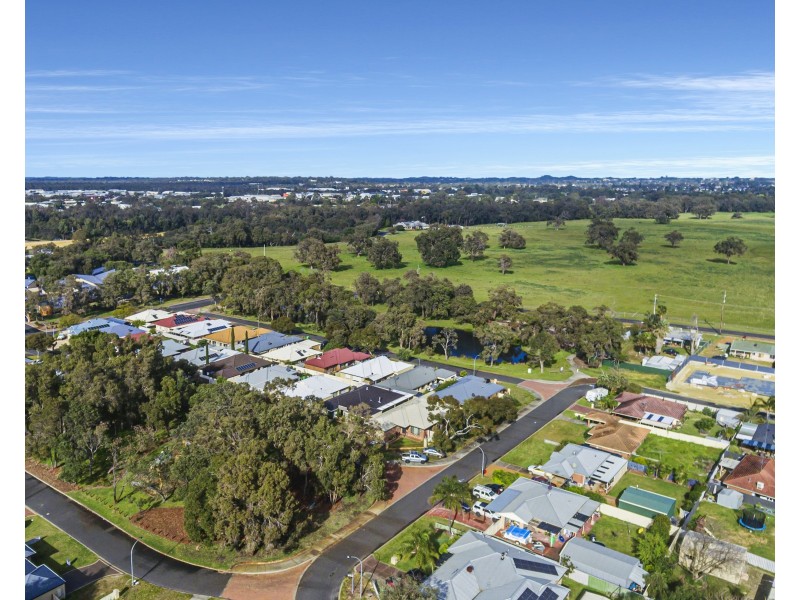 4 Salvia Link, Glen Iris WA 6230