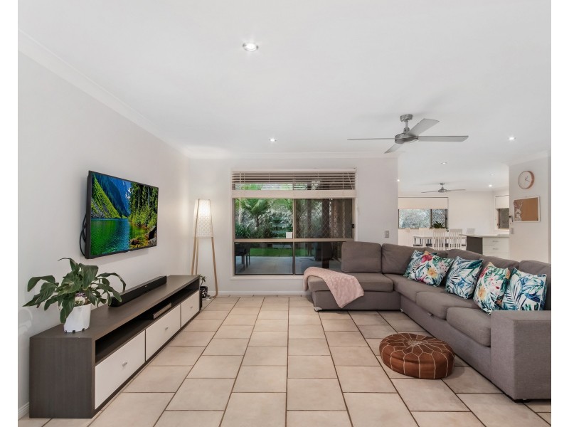 20 Carner Court, Parkwood QLD 4214