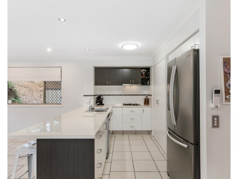 20 Carner Court, Parkwood QLD 4214