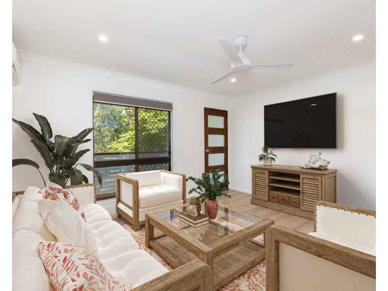 2/11 Eureka Crescent, Nerang QLD 4211
