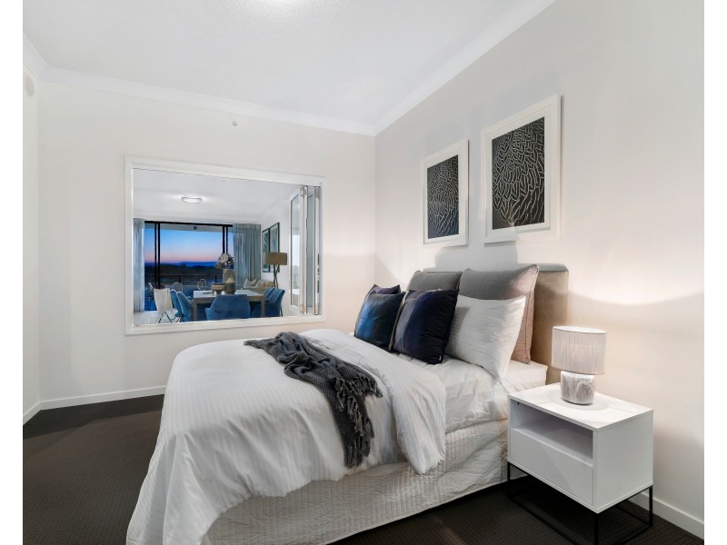 2508/5 Harbourside Court, Biggera Waters QLD 4216