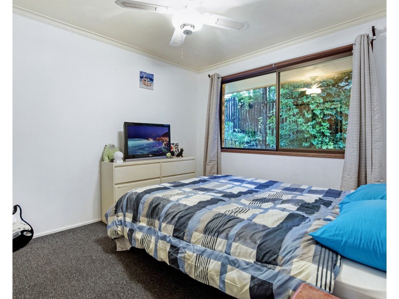 152 Heeb Street, Benowa QLD 4217