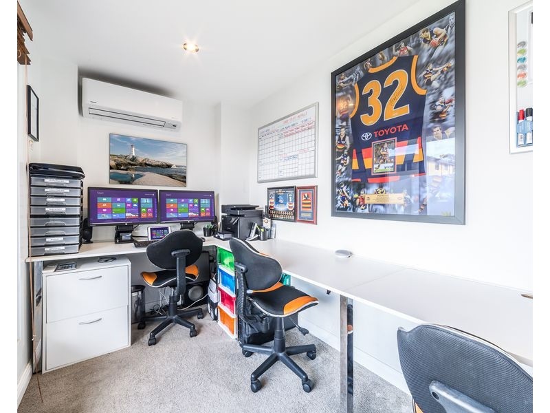 54 Lambros Drive, Benowa QLD 4217