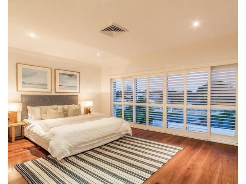 102 Cabana Boulevard, Benowa Waters QLD 4217