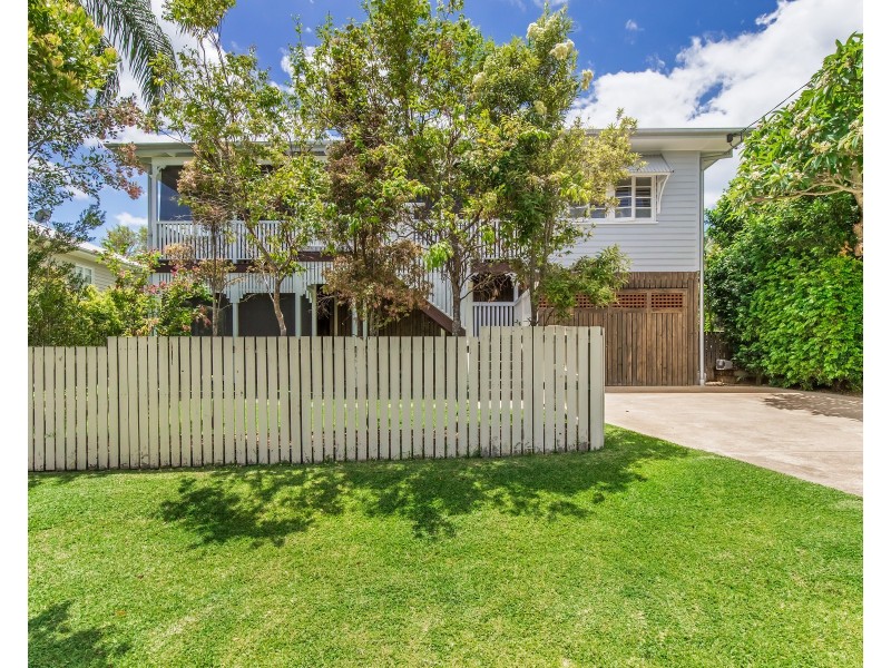 39 Sydney Street, Labrador QLD 4215