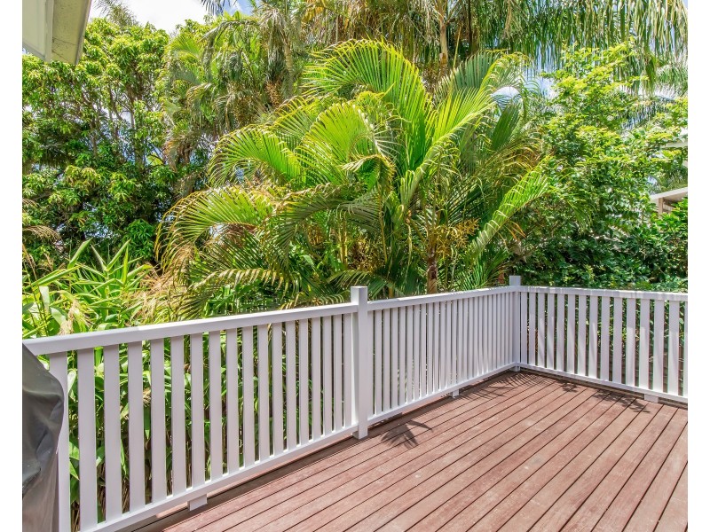 39 Sydney Street, Labrador QLD 4215