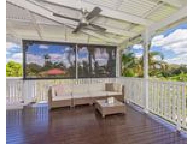 39 Sydney Street, Labrador QLD 4215