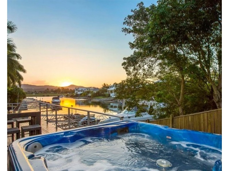 46 Coomera Court, Helensvale QLD 4212