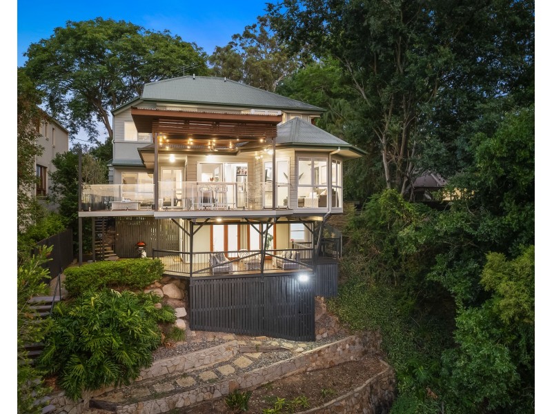 241 Dewar Terrace, Corinda QLD 4075