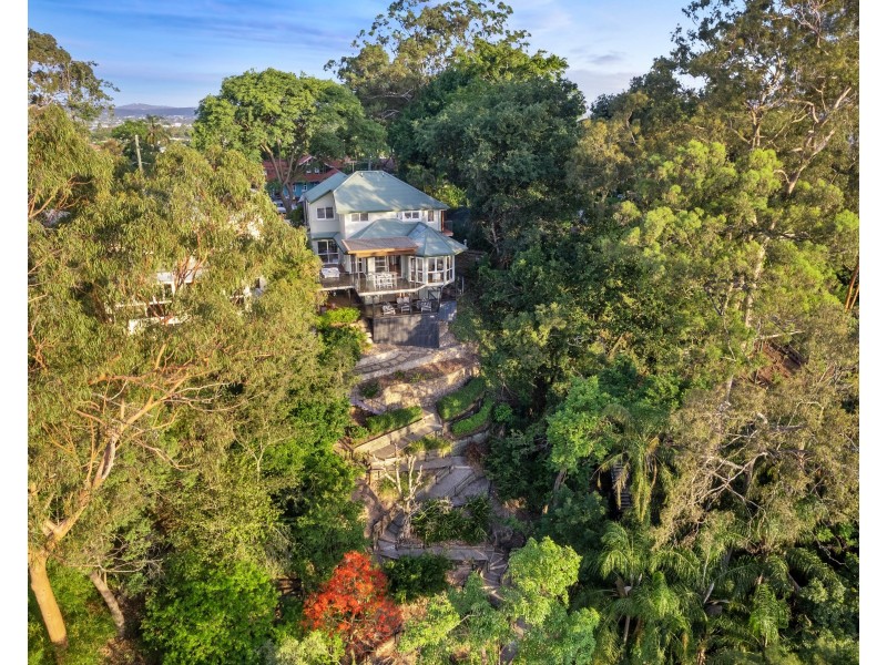 241 Dewar Terrace, Corinda QLD 4075