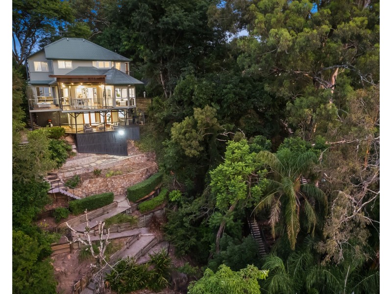 241 Dewar Terrace, Corinda QLD 4075