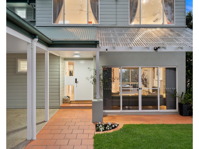 241 Dewar Terrace, Corinda QLD 4075