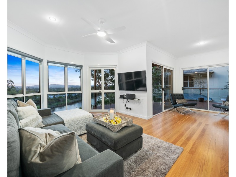 241 Dewar Terrace, Corinda QLD 4075