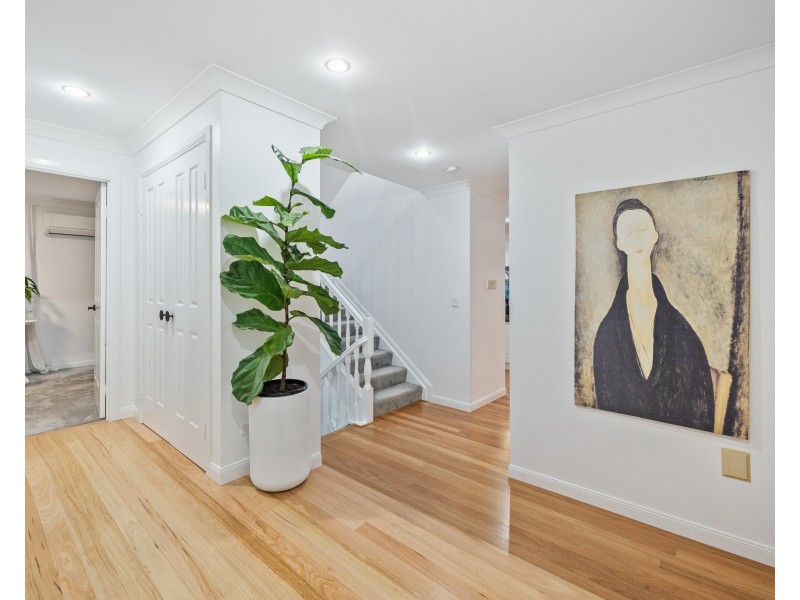 241 Dewar Terrace, Corinda QLD 4075