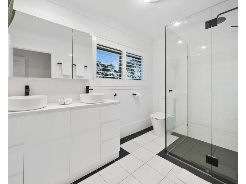 241 Dewar Terrace, Corinda QLD 4075