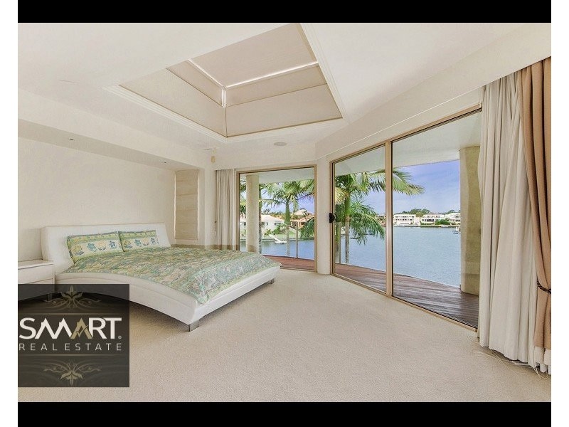 21 Montego Court, Mermaid Waters QLD 4218
