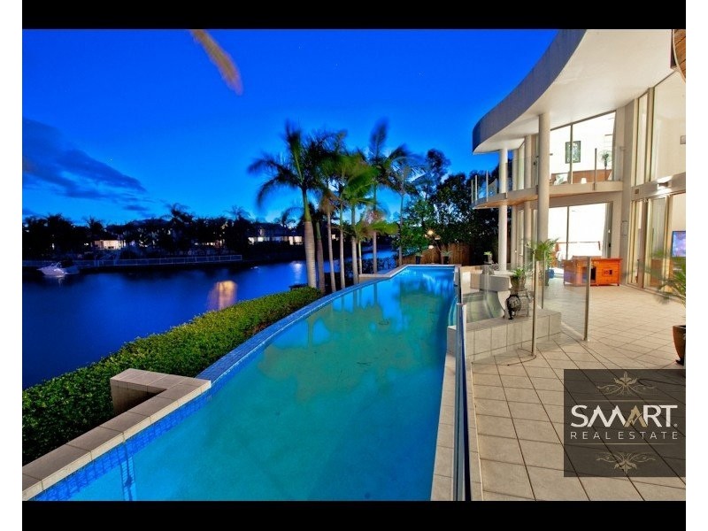 21 Montego Court, Mermaid Waters QLD 4218