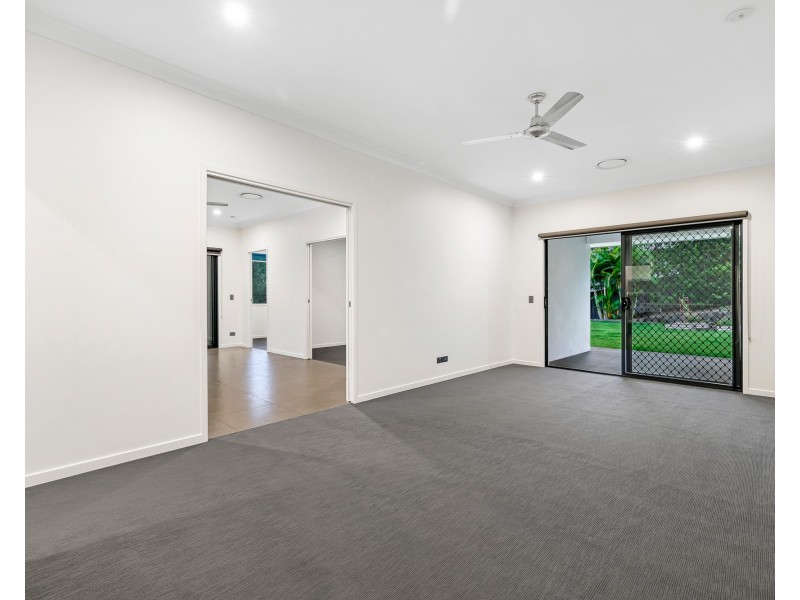 9 Button Quail Court, Gilston QLD 4211