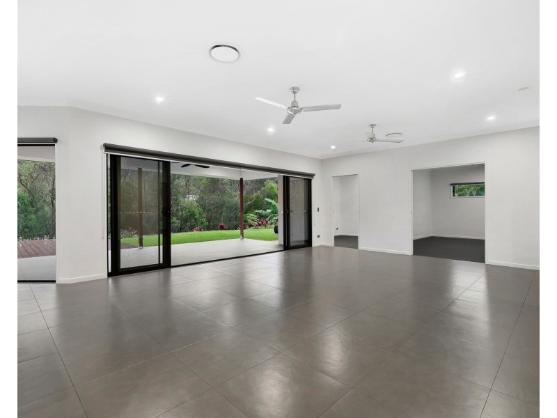 9 Button Quail Court, Gilston QLD 4211