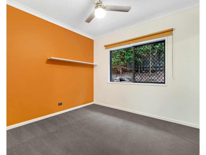 9 Button Quail Court, Gilston QLD 4211