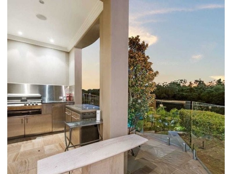 2510 Cressbrook Drive, Hope Island QLD 4212