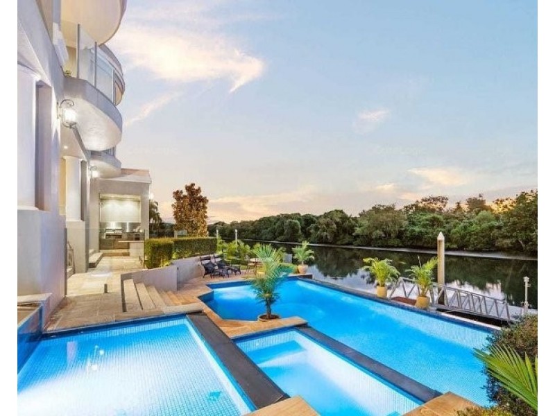 2510 Cressbrook Drive, Hope Island QLD 4212