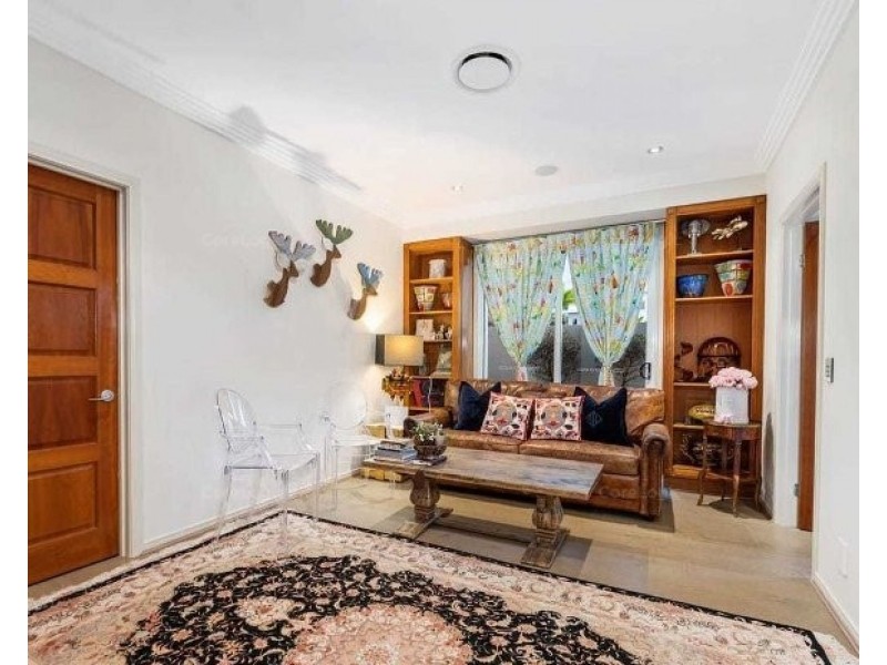 2510 Cressbrook Drive, Hope Island QLD 4212
