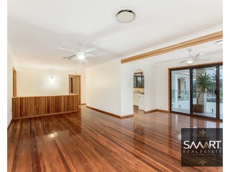 7 Columbus Drive, Hollywell QLD 4216