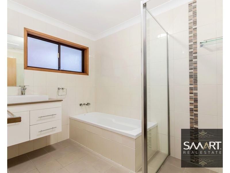 7 Columbus Drive, Hollywell QLD 4216
